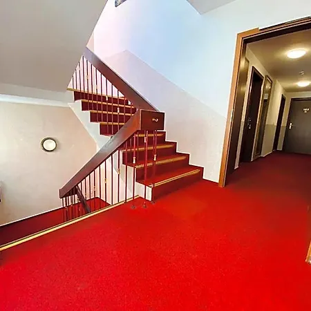 194 Hotel